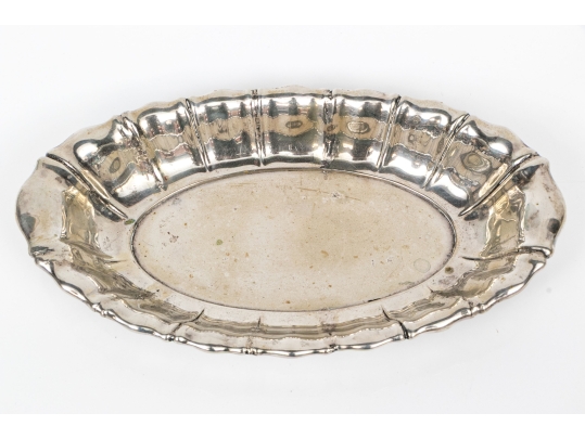 800 Silver Scalloped Dish  5.535 Troy Ozs. 