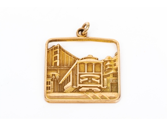 10k Yellow Gold Vintage Cable Car And Golden Gate Bridge Charm