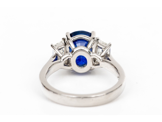 Platinum Beautiful Sapphire And Diamond Three Stone Ring, Size 5.75