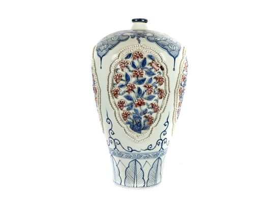 Chinese Republic Period Porcelain Vase With Applied Floral Decoration