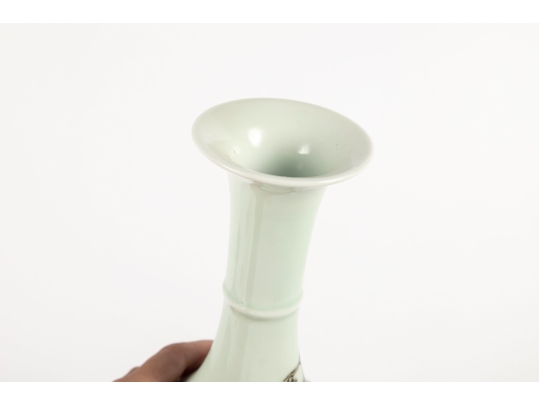 20th Century Chinese Famille Rose Porcelain Bottle Vase