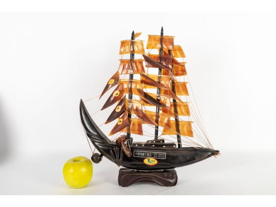Chinese Horn Carving Craft Ship