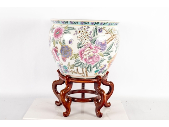 Mid-20th Century Chinese Famille Rose Porcelain Fish Bowl With Wooden Stand