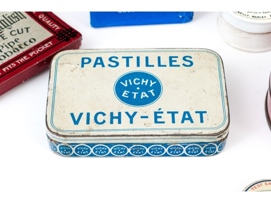 Eleven Vintage Vanity Items