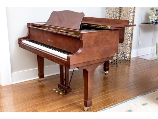 Yamaha G2 Baby Grand Piano