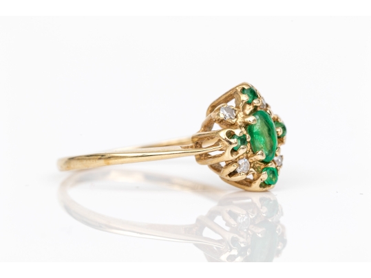 14k Yellow Gold Vintage Emerald And Diamond Cluster Ring, App. 0.04 TCW, Size 5.75