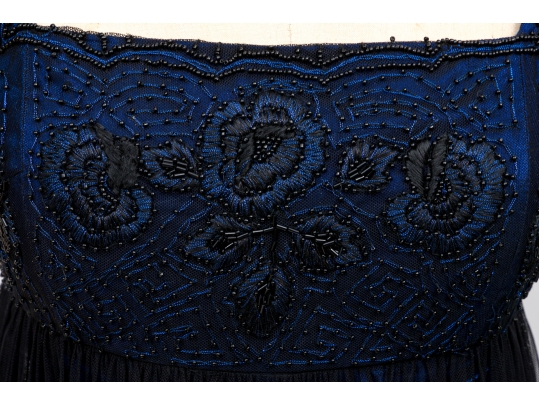Carmen Marco Valvo Elegant Black And Blue Beaded Evening Dress, Size 6