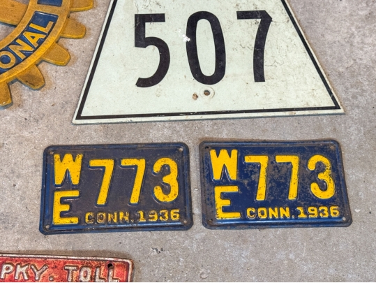 Signs & License Plates Collection