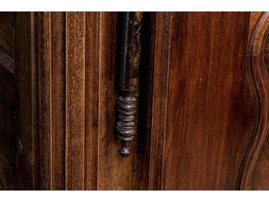 Stunning Quality Louis XV Style Armoire