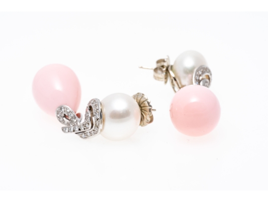 14k Yellow Gold Stunning White South Sea Pearl And Pink Peach Coral Drop Earrings