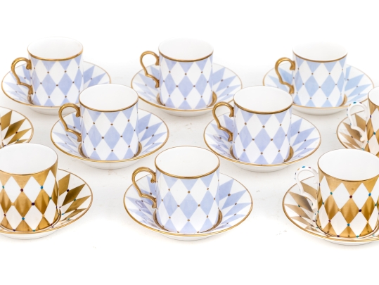 Set Of Twelve Thomas Goode Fine Bone China Demitasse Cups And Saucers