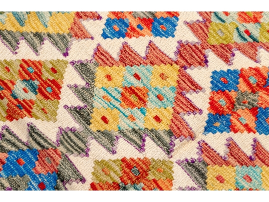 Hand Woven Wool Kilim Accent Carpet, 6'-9