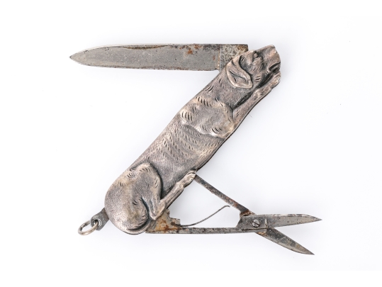 Fabulous Vintage Lying Hound Dog Motif Pocket Knife