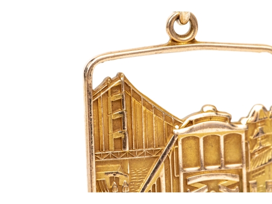 10k Yellow Gold Vintage Cable Car And Golden Gate Bridge Charm