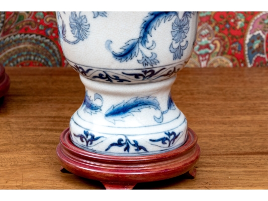 Pair Of Decorative Chinese Export Armorial Lidded Urns