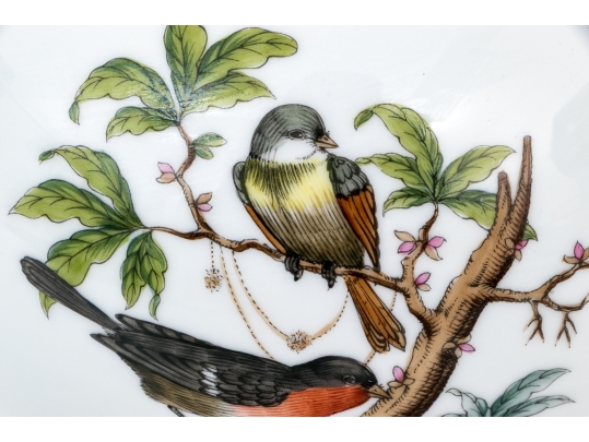 Herend Hungary Hand-Painted Porcelain Covered Urn – Rothschild Bird (RO) Pattern With Dolphin Finial