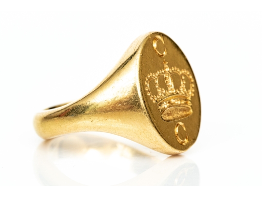 18k Yellow Gold Heavy Crown Engraved And Initialed Ring, Size 8.25