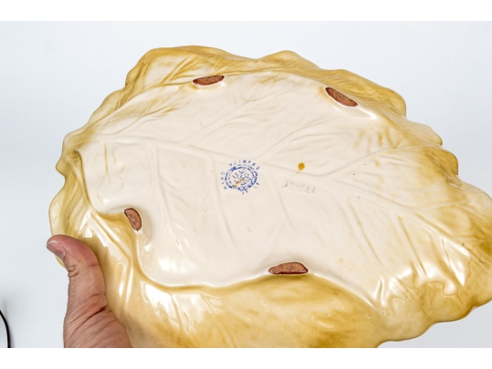Italian Hand-Painted Ceramic Chip And Dip Leaf Form Bowl