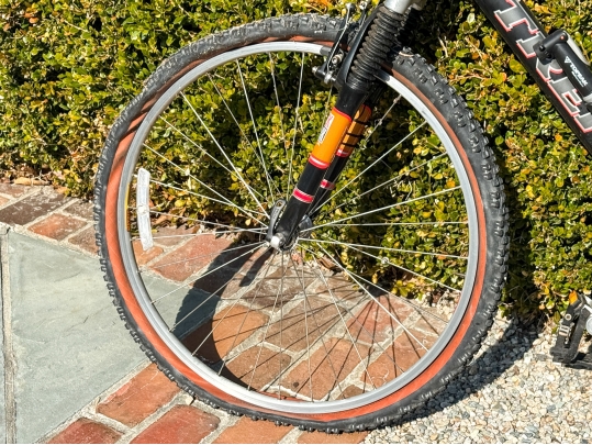 Trek 7000 Mens Mountain Bicycle
