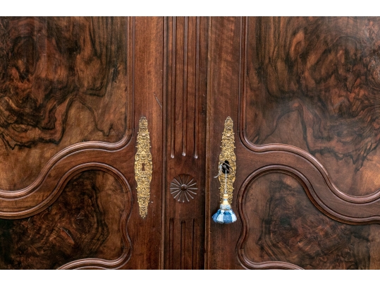 Stunning Quality Louis XV Style Armoire