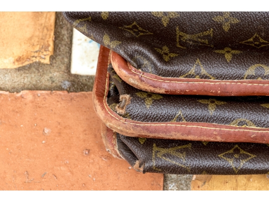 Louis Vuitton Leather Sac Kleber