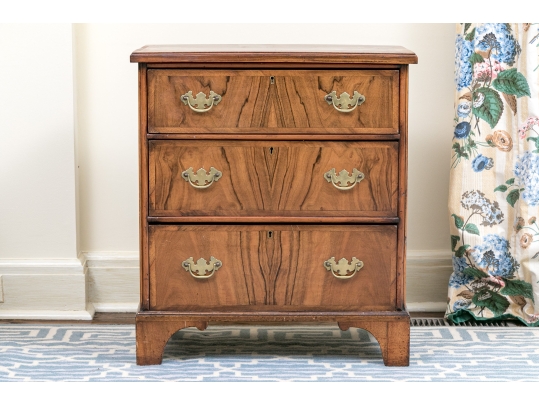 Banded Mahogany Bachelors Chest
