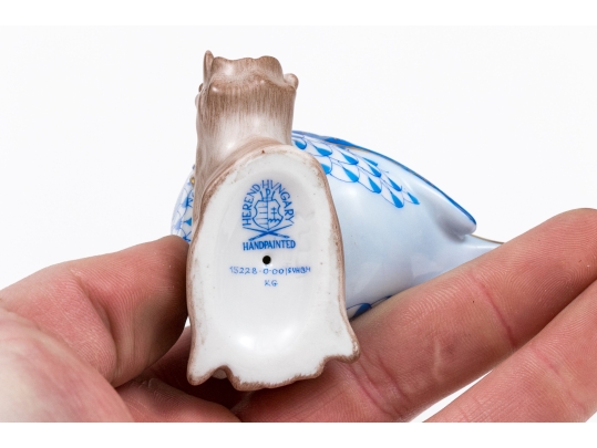 Herend Hungary Hand-Painted Porcelain Stout Bird Figure On Branch, Blue Fishnet Pattern