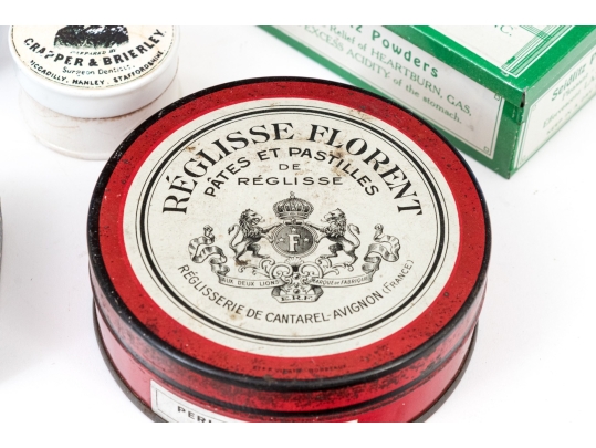 Eleven Vintage Vanity Items