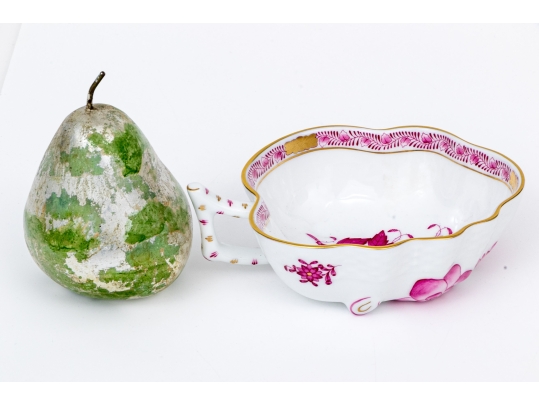 Herend Hungary Hand-Painted Porcelain Bowl, Raspberry Chinese Bouquet Pattern