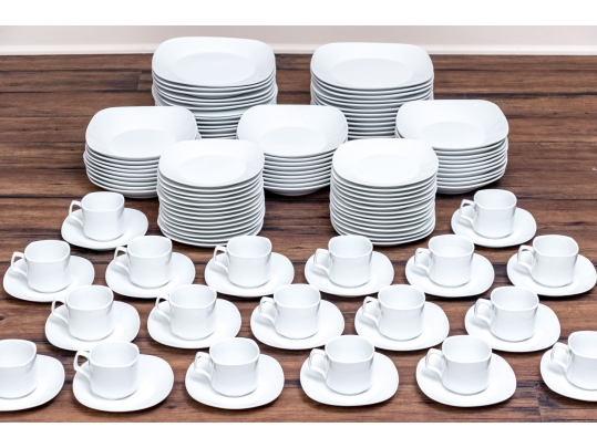 Massive 133 Piece The Palm Restaurant Porcelain Dining Service