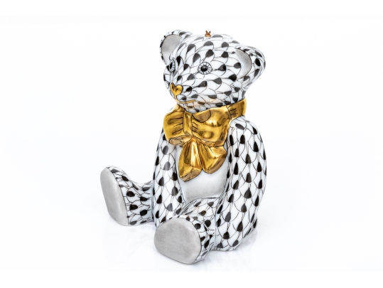 Rare Herend Hungary Porcelain Teddy Bear Ornament Figure, Black Fishnet Pattern
