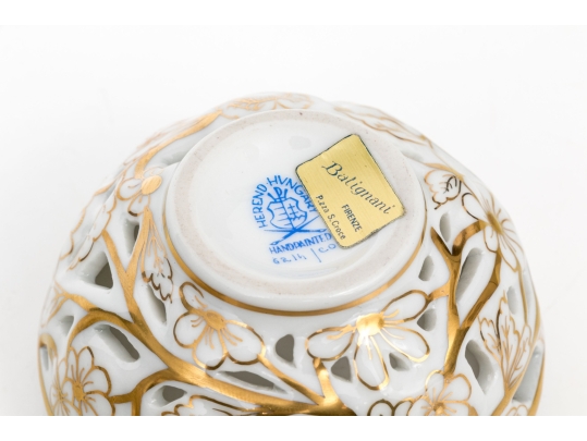 Herend Hungary Hand-Painted Reticulated Porcelain Potpourri Or Covered Box – Gold Floral Design