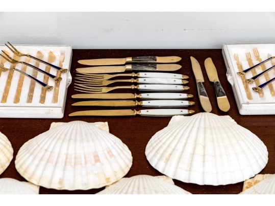 Seafood Serving Wares