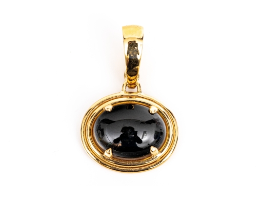 Gumps 18k Yellow Gold Classic Oval Black Onyx Ribbed Frame Pendant/enhancer