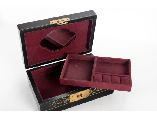 Chinese Black Lacquer Jewelry Box With Hardstone Figures