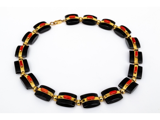 18k Yellow Gold Beautiful Chunky Square Black Onyx Pillow Link And Coral Set Necklace