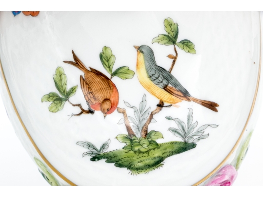 Herend Hungary Hand-Painted Porcelain Covered Bonbon Dish, Rothschild Bird (RO) Pattern