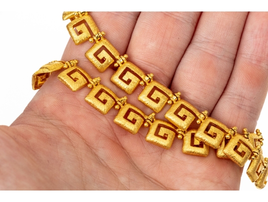 18k Yellow Gold Fabulous Vintage Brushed 