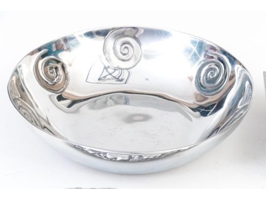 Group Of Four Cast Aluminum Serving Platters And Bowls