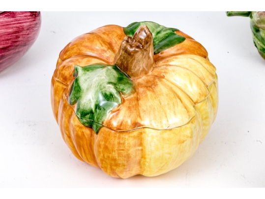 Fourteen Italian Hand-painted Naturalistic Vegetable Form Lidded Bowls Including Vietri