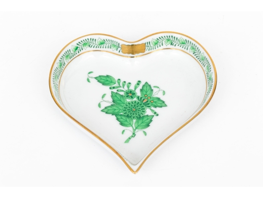 Herend Hungary Hand-Painted Porcelain Heart Shaped Trinket Dish, Green Chinese Bouquet Pattern