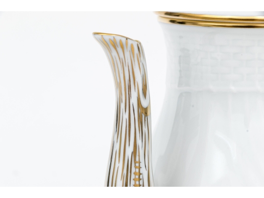 Herend Hand-Painted Rothschild Bird Pattern Lidded Coffee Pot, Rothschild Bird (RO) Pattern