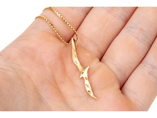 14k Yellow Gold Handsome Diamond Cut Seagull Pendant, With Chain