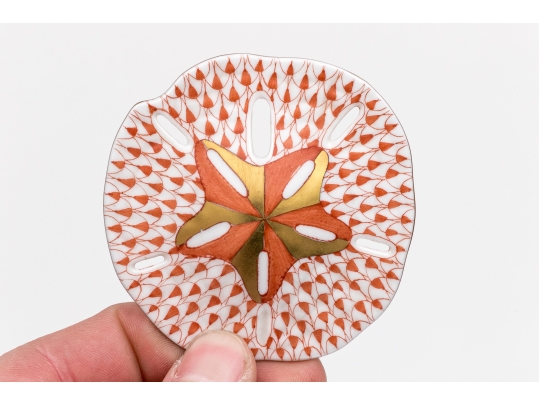 Herend Hungary Hand-Painted Porcelain Sand Dollar, Rust Fishnet Pattern