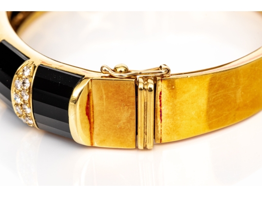 La Triomphe 18k Yellow Gold Stunning Vintage Black Onyx And Pave Diamond Bangle Bracelet