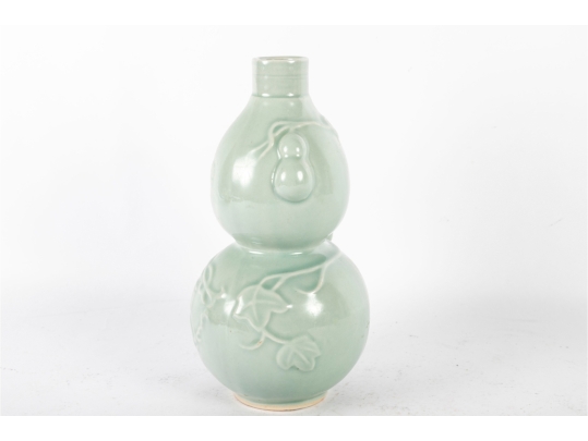 Chinese Celadon Double Gourd Porcelain Bottle