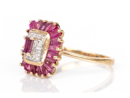 14k Yellow Gold Ruby And Diamond Cluster Ring, App. 0.03 TCW In Diamonds, Size 7.75