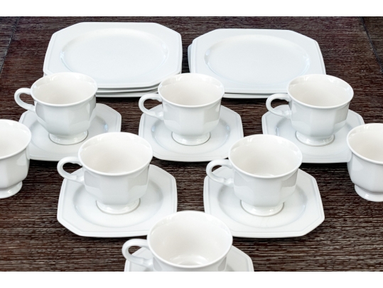 Mikasa “Continental White” Ceramic Dinner Wares