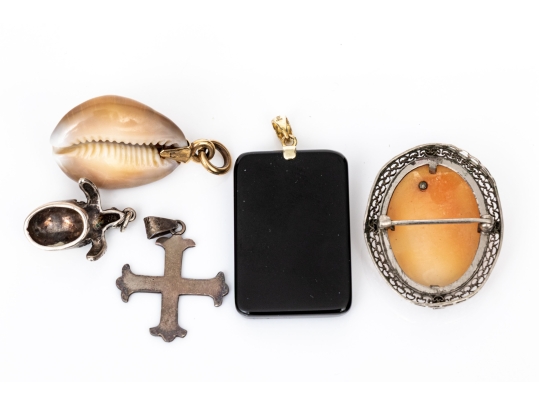 Collection Of Assorted Gold Filled, 800 Silver And Sterling Silver Jewelry Pieces