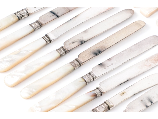 Set Of Antique English Mother Of Pearl Handled Knives, 28 Pieces
